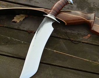 Cuchillo Bowie Mejor calidad Cuchillo forjado a mano Damasco Acero hecho a mano cuchillo de caza vaina Regalo para él regalo para el marido regalo para los hombres