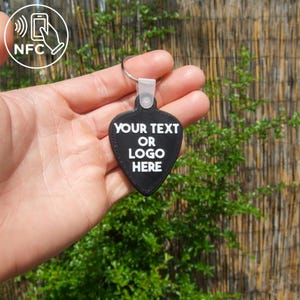 Llavero con púa de guitarra NFC: llavero digital con tarjeta de presentación, etiqueta inteligente personalizada, regalo musical, impreso en 3D en varios colores, accesorio tecnológico.