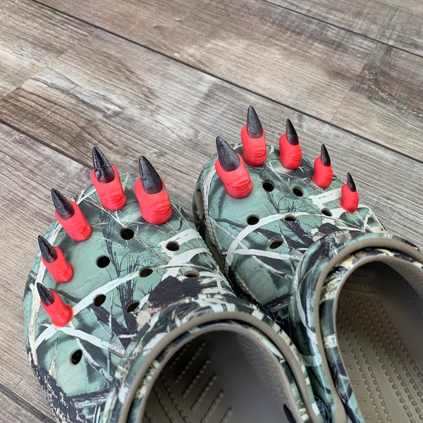 Lot de 10 ou 5 breloques orteils du diable pour Crocs, breloques orteils démon hilarant pour votre cadeau chaussure imprimée en 3D Crocs Idée cadeau amusante épingle Halloween