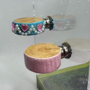 Jumping Spider Magnetic Shelf Set (2 pcs)
