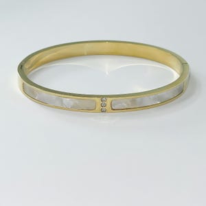 BRACELET Mother Of Pearl Gold Tone Design with 3 Zirconia Stones