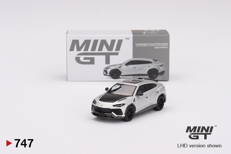 Lamborghini Urus Performante Nimbus Grey MINI GT 1/64 Scale