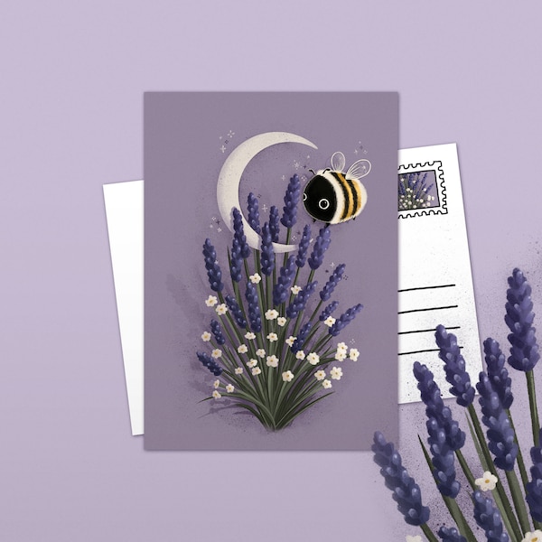 Witchy Bumblebee – Postkarte – mit zauberhafter Hummel, Lavendel und Mond