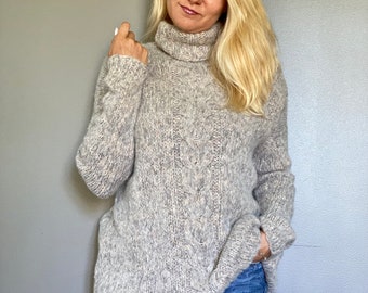 Hug pullover. So soft, warm and light cashmere/alpaca pullover that feels like hug.