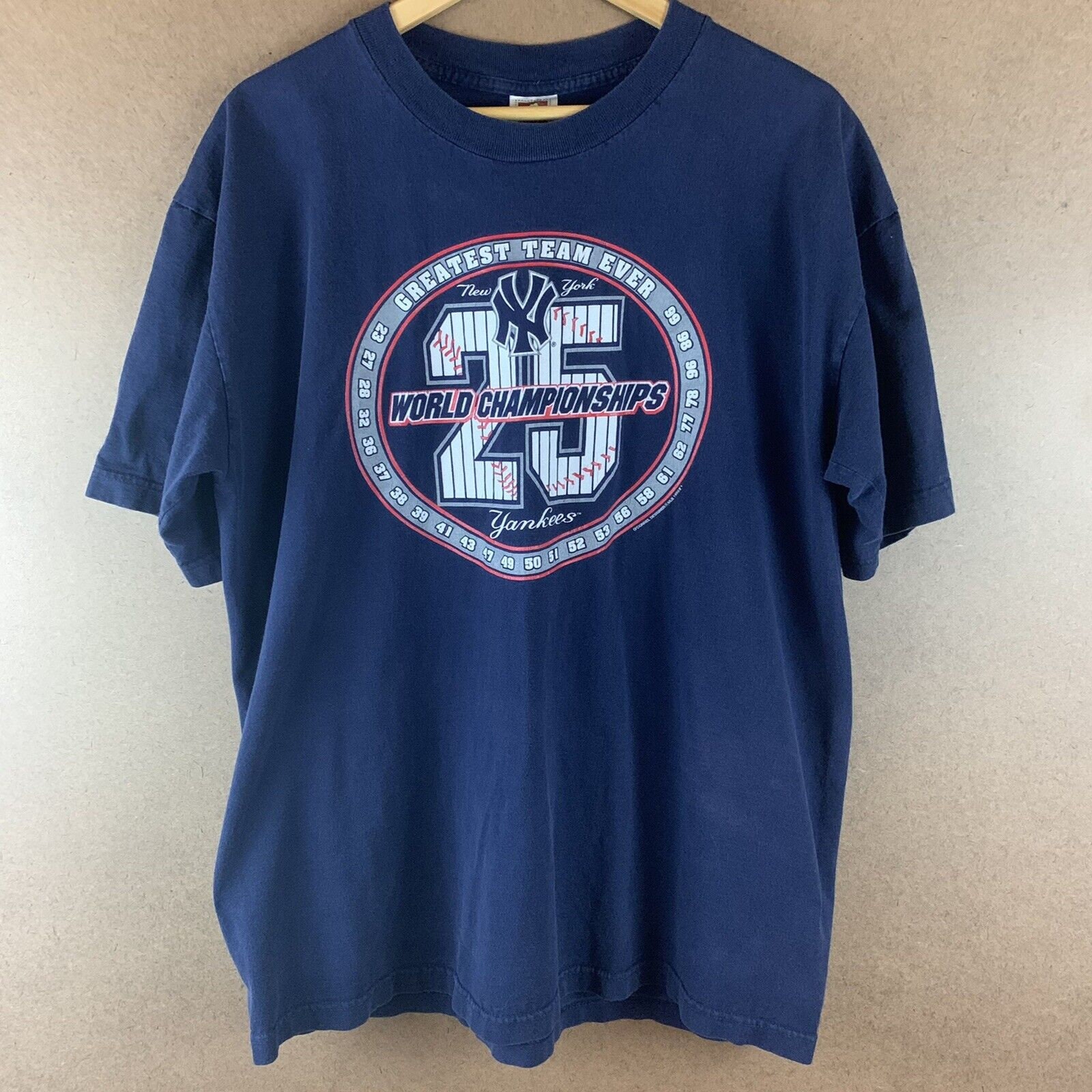 MLB 1999 World Series Vintage Retro Graphic World Series T-Shirt - Chow  Down Movie Store