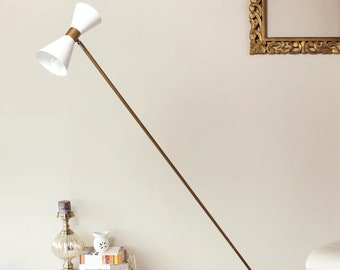 Stilnovo-Inspired Brass Floor Lamp , Timeless Minimalism, 1950s Mid-Century Italian floor lamp