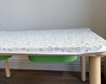 FLISAT-tafelhoes: stijlvolle speeltafelbeschermer | IRIS-bloempatroon