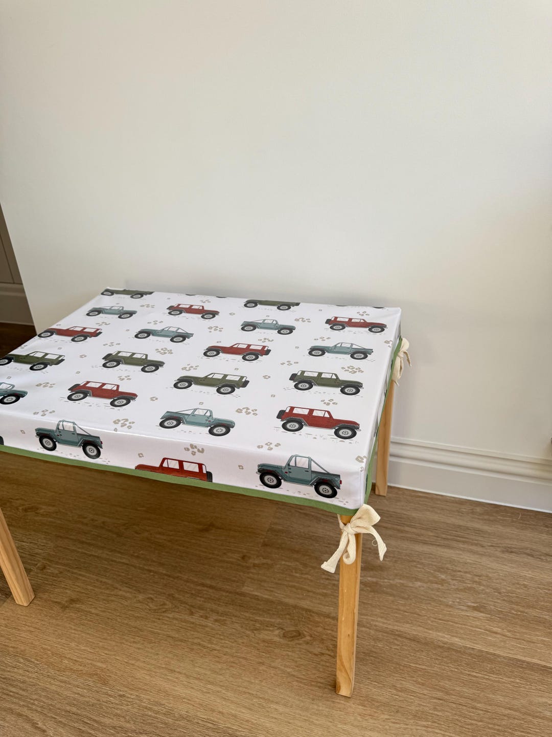 Range Rover Print IKEA Latt Table Cover: Stylish Play Table Protector ...