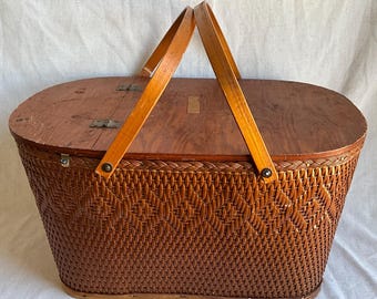 Vintage Rattan Wicker Wood Brown Picnic Basket READ DESCRIPTION