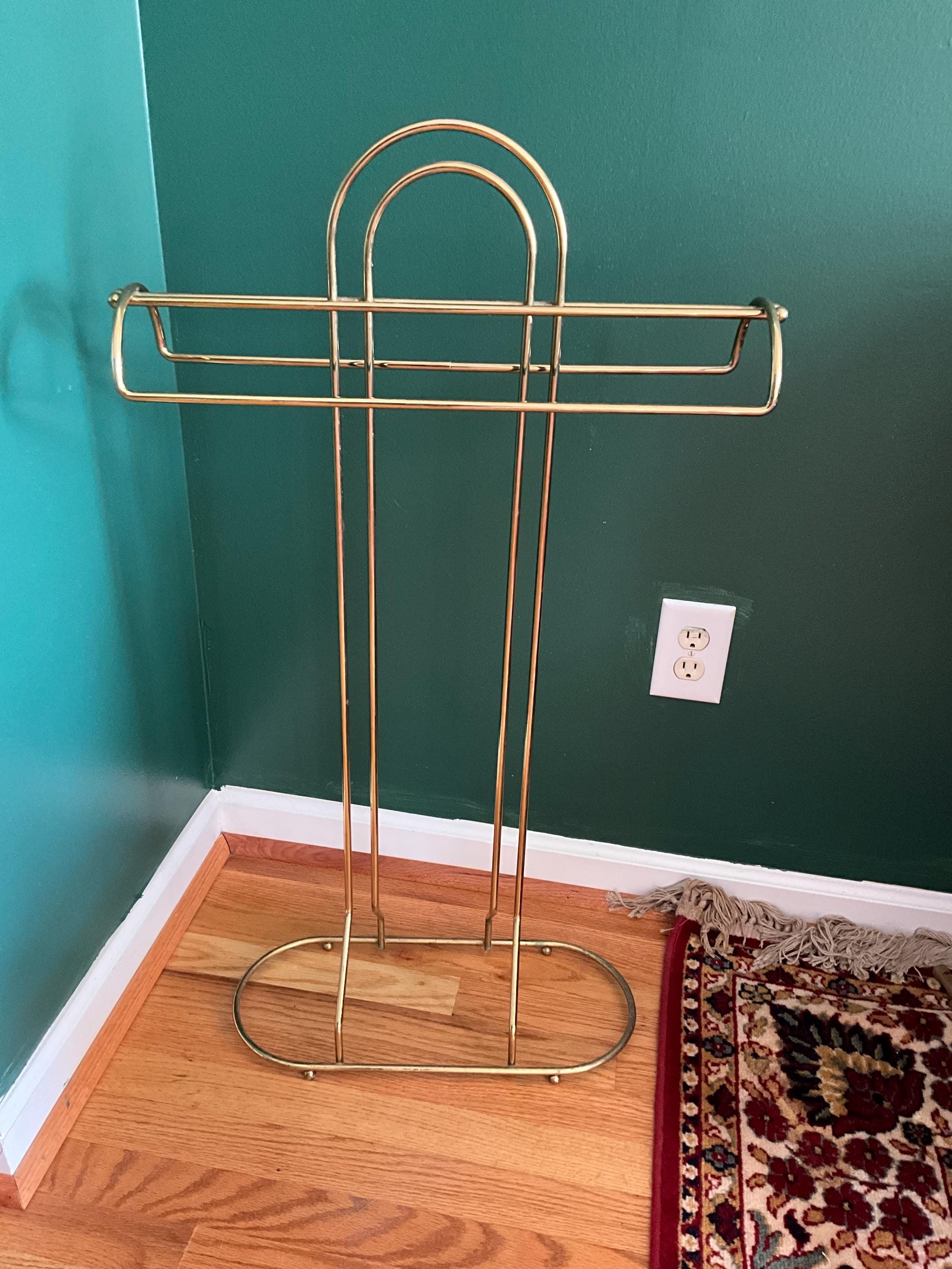Comforter rack stand hotsell