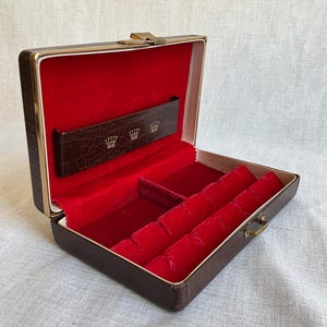 Vintage Reptile Style Leather Brass Hardware Red Lined Jewelry Travel Box