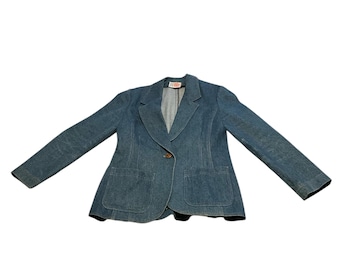 Blazer feminino vintage em jeans escuro com botões, tamanho único.