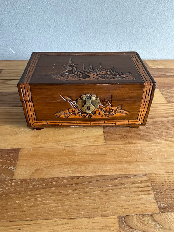 Vintage Handcarved Oriental Jewelry Box