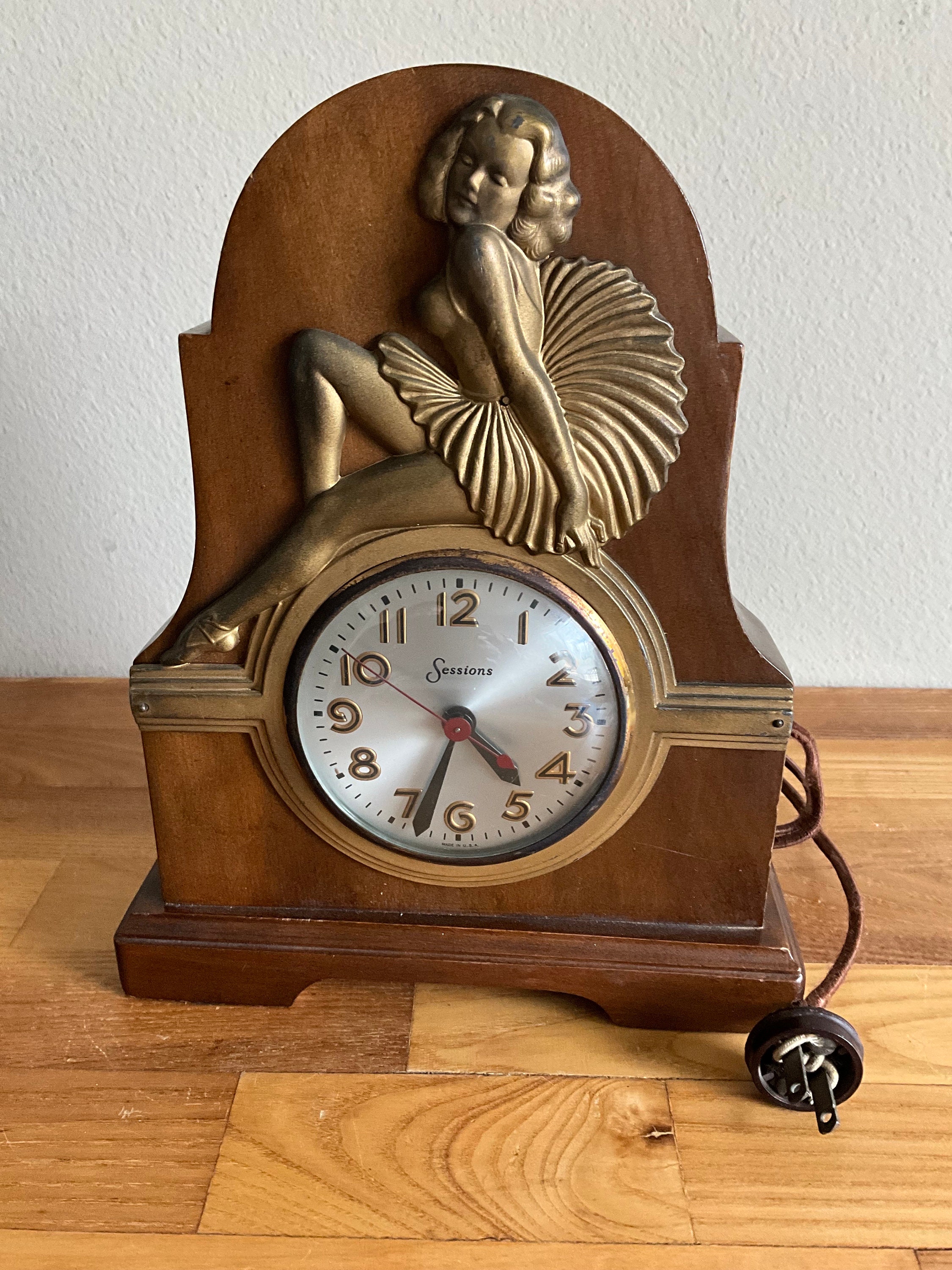 Vintage Sessions Wood and Brass Pin up Girl Clock - WORKS - Etsy