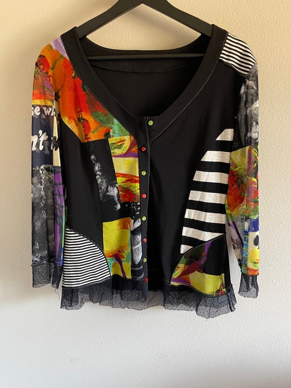 Vintage bold print blouse gem