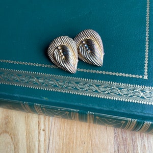 Vintage Gold “Feathered” Earrings