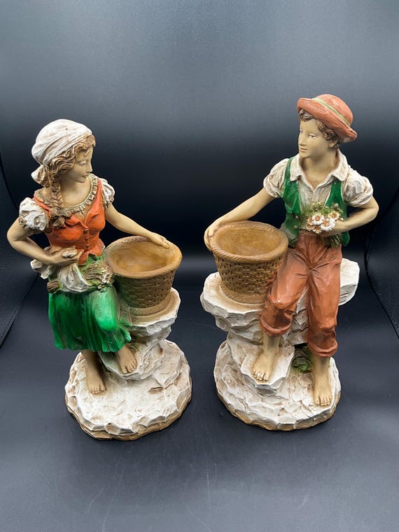 ヴィンテージ 1975年 ユニバーサルスタチュアリー ドイツ女性と男性像