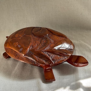 Vintage Handcarved Wooden Turtle Trinket Box