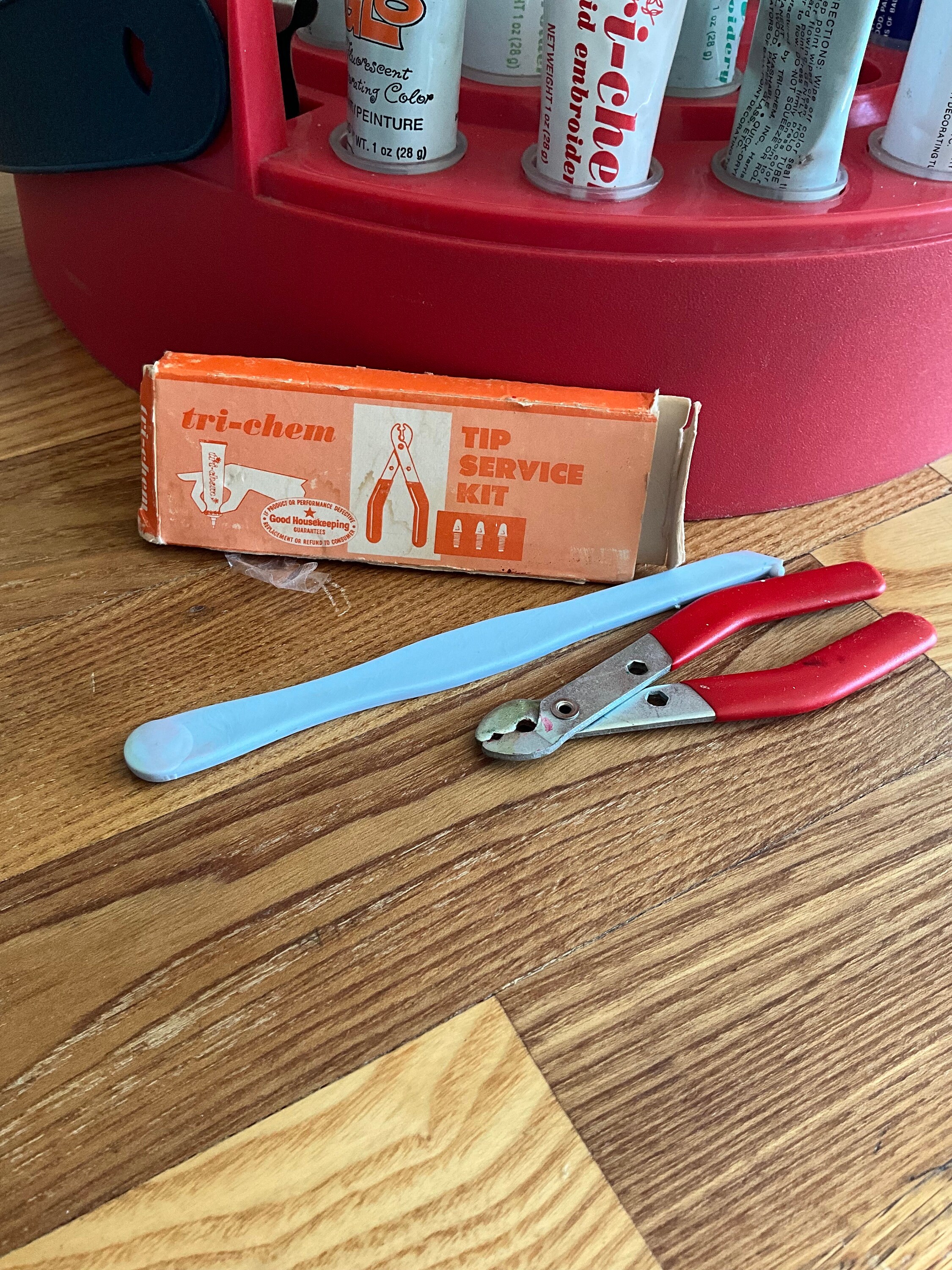 Vintage Tri Chem Embroidery Paint Caddy With Embroidery Paint Red Rose