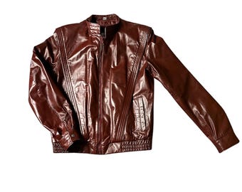 Vintage Womens Maroon Leather Bomber Zip Up Jacket Lined With Faux Fur Size 40