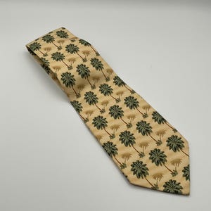 Vintage Palm Tree Tommy Bahama Summer Neck Tie