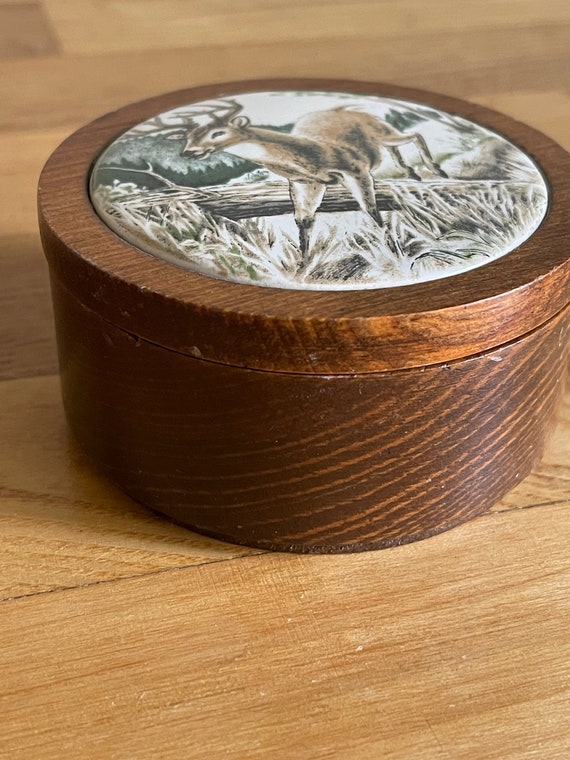 Deer Trinket Box, Round Wooden Trinket Box, Porce… - image 2