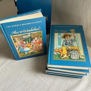 Vintage Readers Classic Box Set of 5 Books