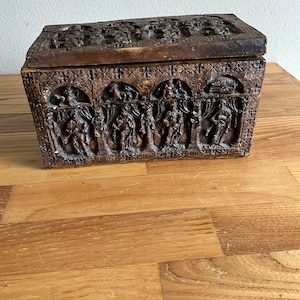 Vintage Gothic Greek Chalkware Painted Box With Lid