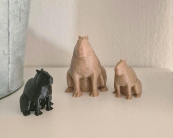 Small Capybara Statue – Cute Animal Figurine for Desk or Shelf Decor