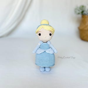 Cinderella, amigurumi princess doll, handmade doll, handmade princess doll, crochet princess