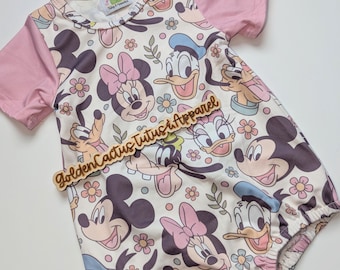 Mono mágico de primavera para Mouse y sus amigos