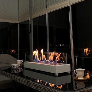 Chimenea de metal de sobremesa personalizada, moderna chimenea de bioetanol hecha a mano, brasero de sobremesa sin humo para uso en interiores y exteriores.