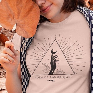 Bruja Halloween T-shirt Spanish, Cute Bruja shirt, Latina Bruja Tee, Bruja Halloween Shirt, Unisex Men & Women Witch shirt, Español brujita