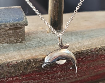 Very Detailed Sterling Dolphin Pendent