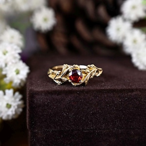 Gold Leaves Ring, Garnet Engagement Ring, leaves ring, Red Birthstone Gemstone Ring, Branch Ring, Jewelry Gift For Her, Leaf Ring