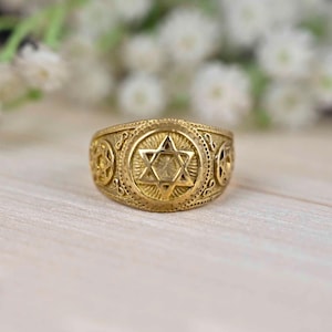 Star of David Ring. Archangels Signet Ring .Sacred Symbols Gold Talisman Protective Amulet Shield of David. Chakra ring. Gift for her.