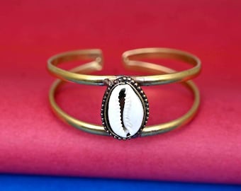 Cowrie Shell Bangle Bracelet Gold, Adjustable Boho Bangle, Brass Arm Cuff Bracelet, Cowrie Shell Jewelry, Boho Jewelry