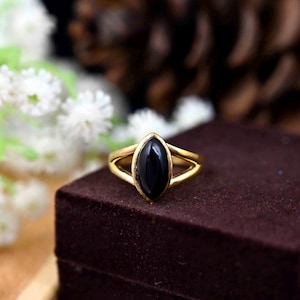 Black obsidian marquise Ring, Promise Rings, Anniversary Gift, Brass Ring, Minimalist Ring, Personalized Gifts, mothers Ring