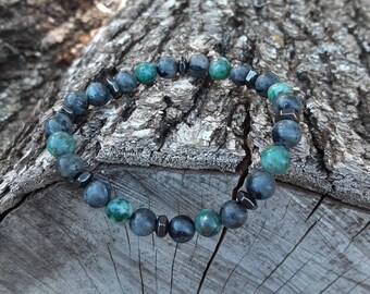 Larvakite and moss agate bracelet