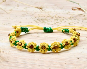 Helianthos • Makramee Blumenarmband mit Perlen • Armband geflochten • Sonnenblume • Bellis Berlin