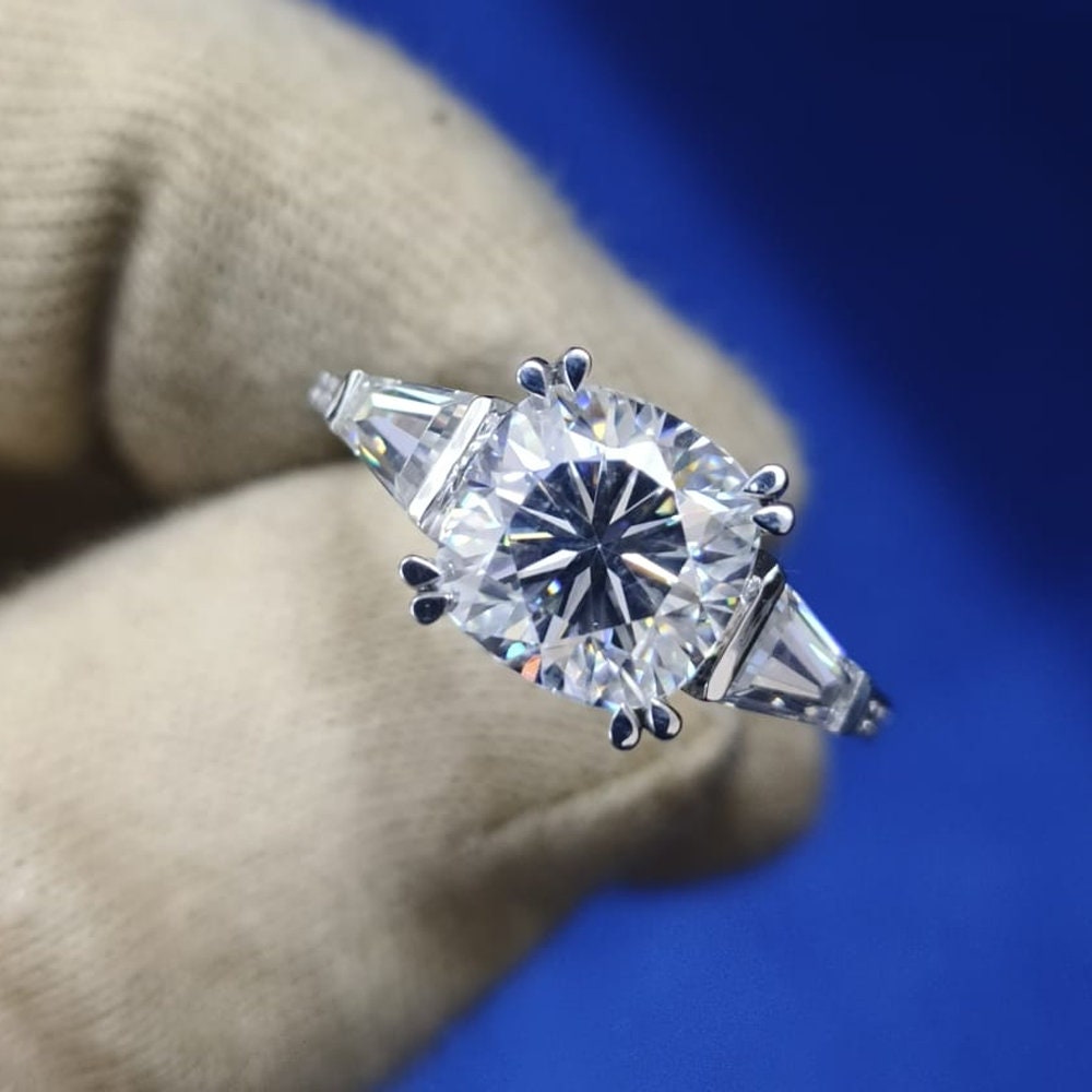 Anello nuziale di lusso Moissanite da 3,0 carati, con diamanti