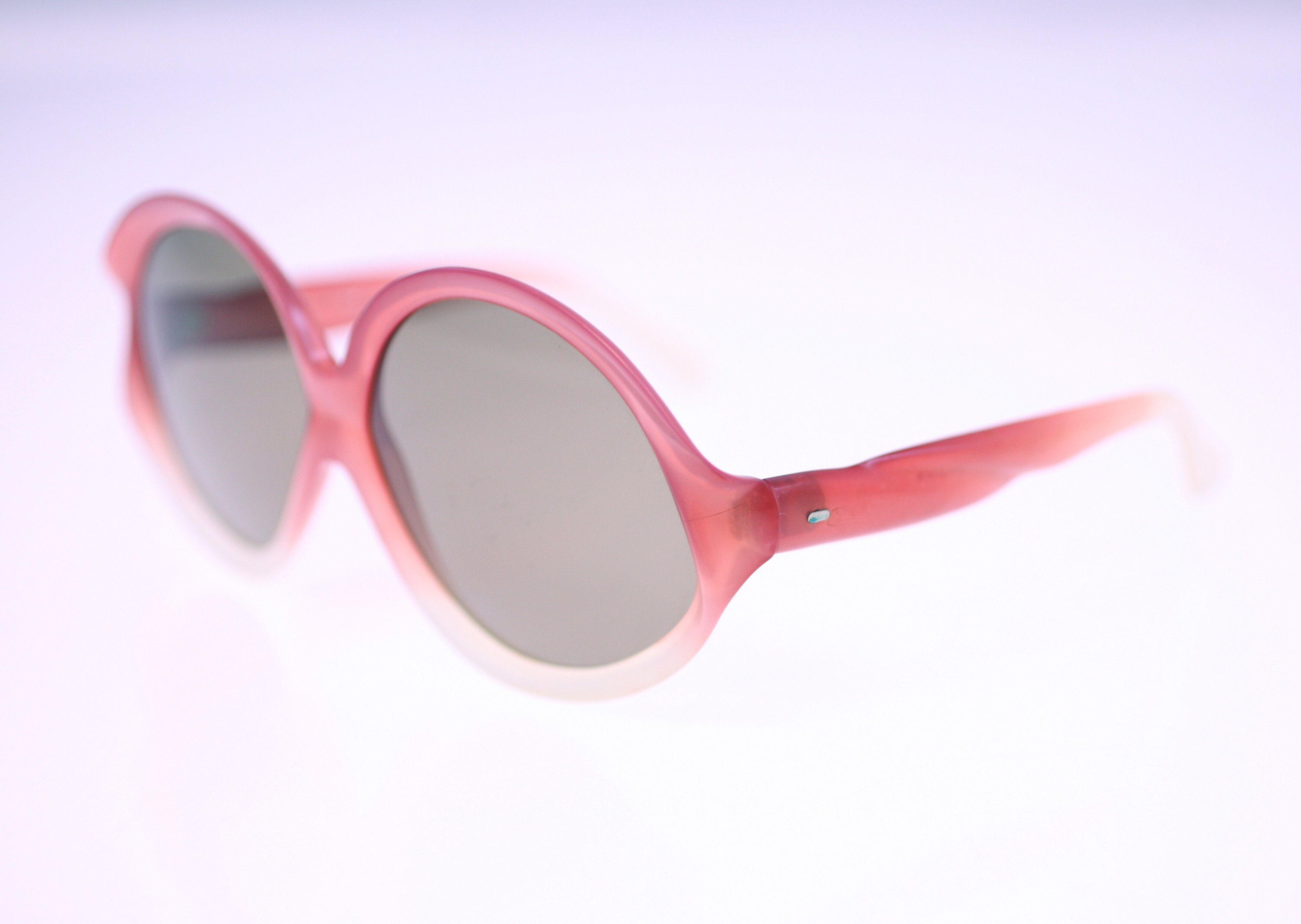 Piave Ladies Vintage Italian Oversized Sunglasses Circa 