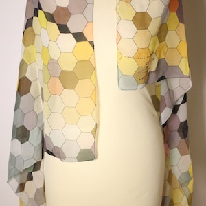 Matthew Williamson ladies silk scarf with hexagonal pattern (One Size) - circa 1990s - FREE postage