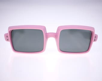 Vintage 1970s French ‘Pink TV’ square-shaped sunglasses (Weight: 38g) FREE postage