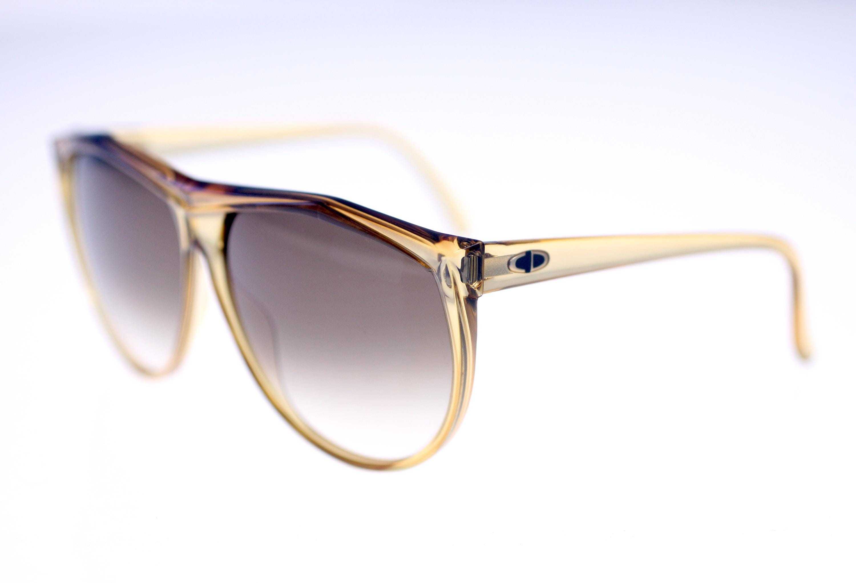 Christian Dior 2231 10 Ladies Vintage Sunglasses-circa 1980s  display picture 1