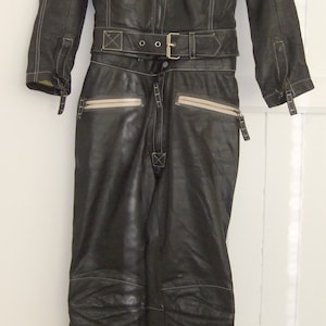 JetSet Ski ladies vintage leather motorcycle suit-Jacket and pants-Size 0 / XXS (Weight: 2.2Kg) - FREE postage