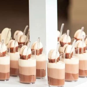 Plastic Dessert Parfait Favor Cups with Mini Spoons Appetizer Cups for Party Mini Dessert Cups Clear Plastic Cup Dessert Display