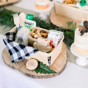 Food Favor Lunch Grazing Wood Boxes for Kids Party Charcuterie Appetizers Picnic Catered Events Weddings Brunch Berry Box Wooden Cutlery