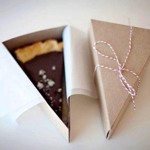 Indywidualne pudełko na ciasto i placek Kraft z mini widelcami na prezent dla smakoszy, desery, upominek dla cukierników, catering na imprezę, brunch weselny, wieczór panieński