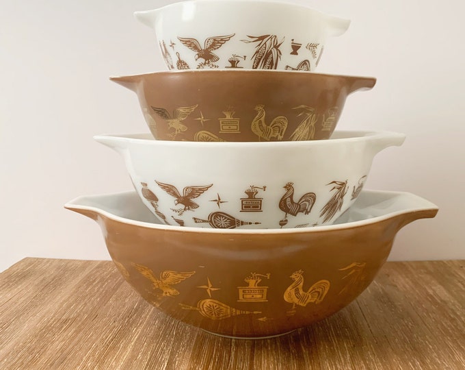 Vintage Pyrex Cinderella Mixing Bowls Early American Complete Set Bowls